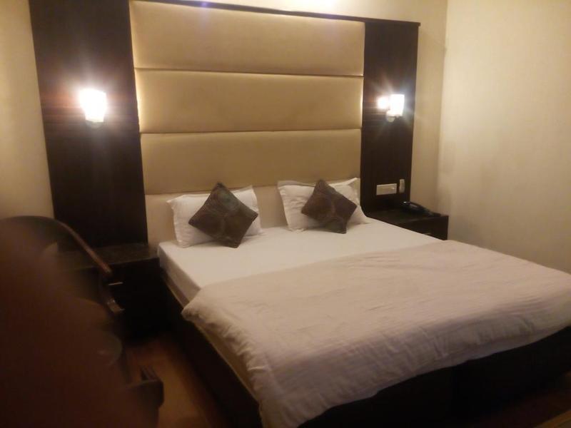 Arihant Inn-Near Blk Hospital New Delhi Buitenkant foto